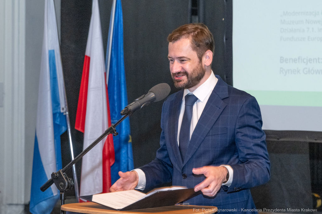 umowa, Swiatowid, muzeum, Miszalski, Sęk,. Niezabitowski, Muzeum Nowej Huty  Autor: P. Wojnarowski