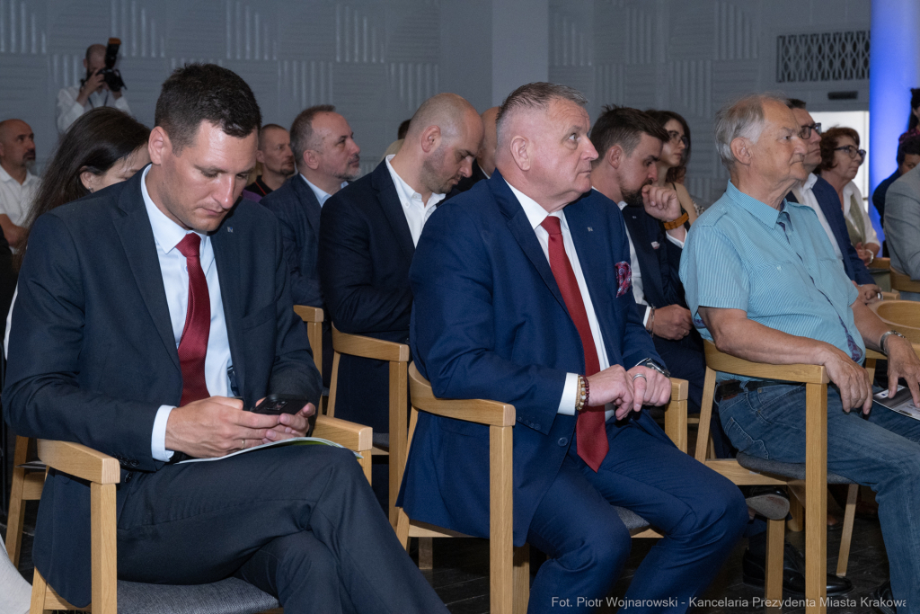 umowa, Swiatowid, muzeum, Miszalski, Sęk,. Niezabitowski, Muzeum Nowej Huty  Autor: P. Wojnarowski