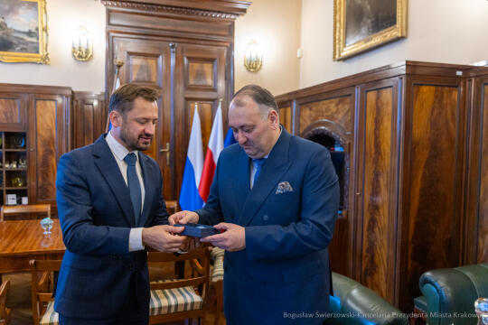 BS-250630-BSK_7901.jpg-Konsul Gruzji, Miszalski, Spotkanie