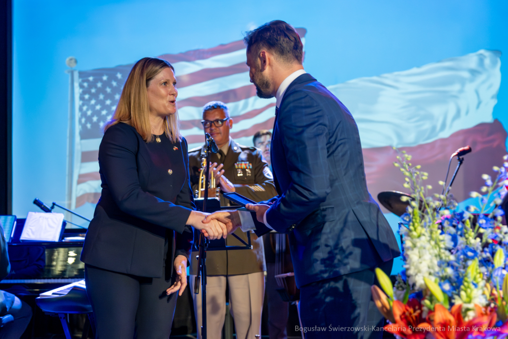 BS-250701-BSK_8579-Poprawione-Szum.jpg-USA, Konsul, Pożegnanie, Miszalski  Autor: B. Świerzowski