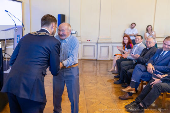 BS-250703-BSK_9645.jpg-Sesja, Podgórze, Rocznica