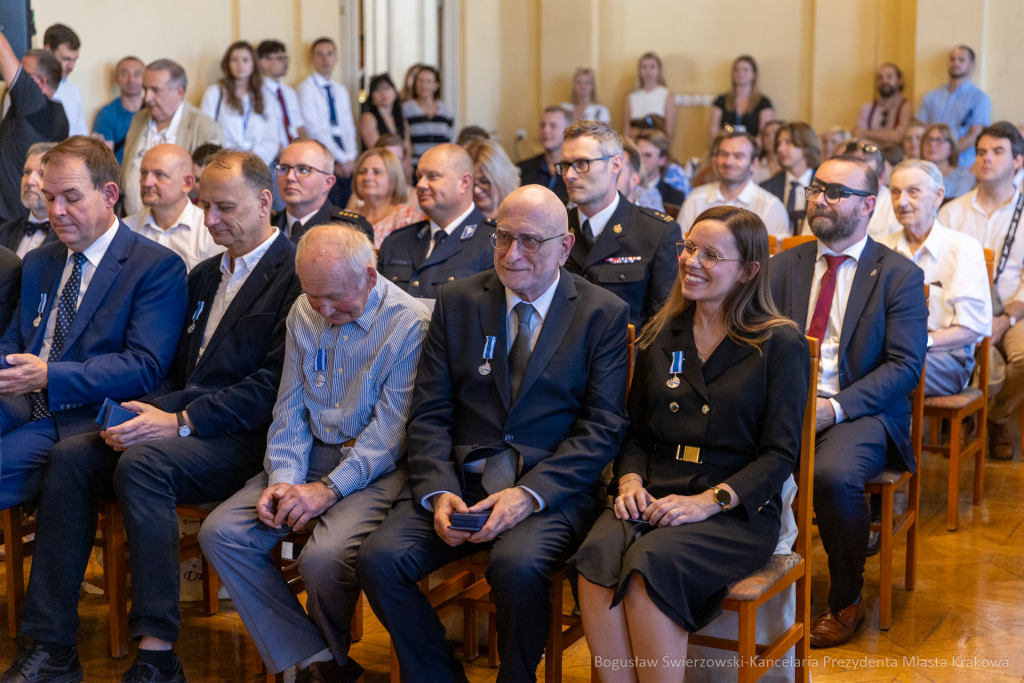 BS-250703-BSK_9687.jpg-Sesja, Podgórze, Rocznica  Autor: B. Świerzowski