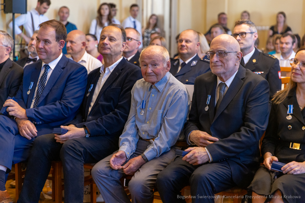 BS-250703-BSK_9703.jpg-Sesja, Podgórze, Rocznica  Autor: B. Świerzowski