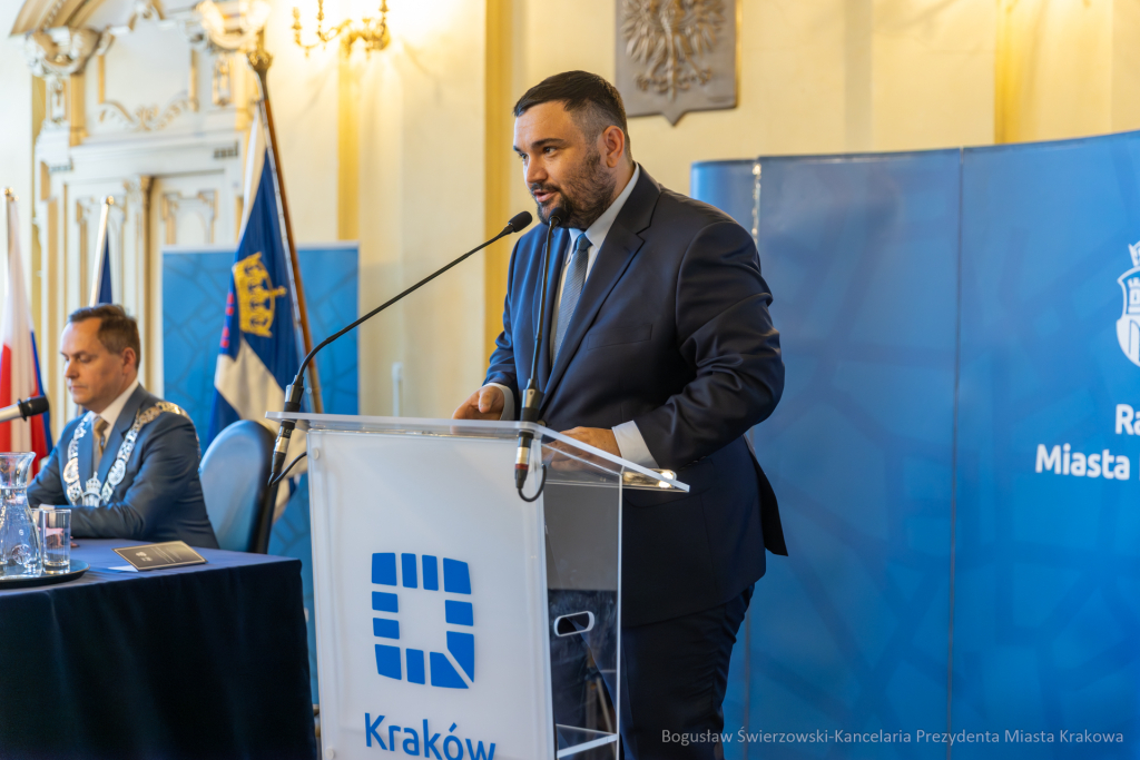 BS-250703-BSK_9763-Poprawione-Szum.jpg-Sesja, Podgórze, Rocznica  Autor: B. Świerzowski