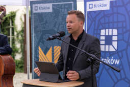JG_250704_KRK_8376.jpg