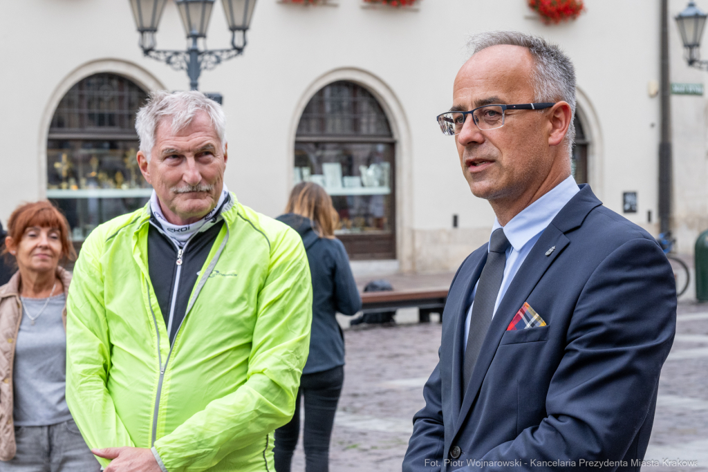 Kraków powitał uczestników rowerowej akcji charytatywnej „Bike Convoy for Ukraine"  Autor: P. Wojnarowski
