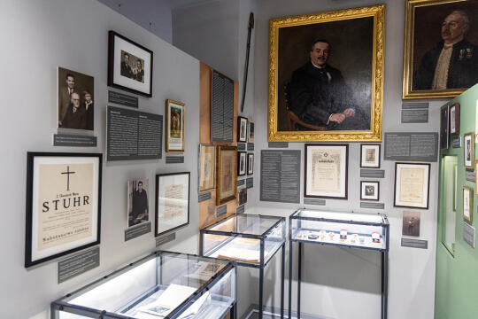 JG_250704_KRK_7967.jpg-wystawa, otwarcie, Pokój Podgórzanina, Stuhr, Muzeum Podgórza