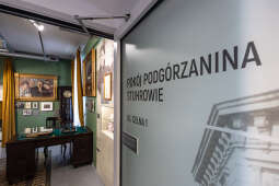 JG_250704_KRK_8442.jpg-wystawa, otwarcie, Pokój Podgórzanina, Stuhr, Muzeum Podgórza