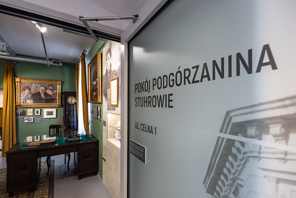 JG_250704_KRK_8442.jpg-wystawa, otwarcie, Pokój Podgórzanina, Stuhr, Muzeum Podgórza  Autor: B. Świerzowski