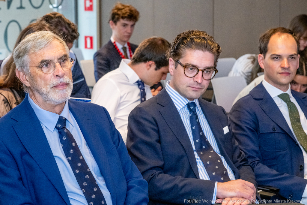 PW_539_006_fot. Piotr Wojnarowski.jpg-wizyta, Pytel, Royal Olivaint Conference of Belgium  Autor: P. Wojnarowski