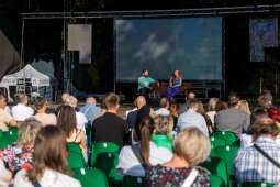 BSK_7709.jpg-„Ławka dialogu” na festiwalu Bulwar[t] Sztuki