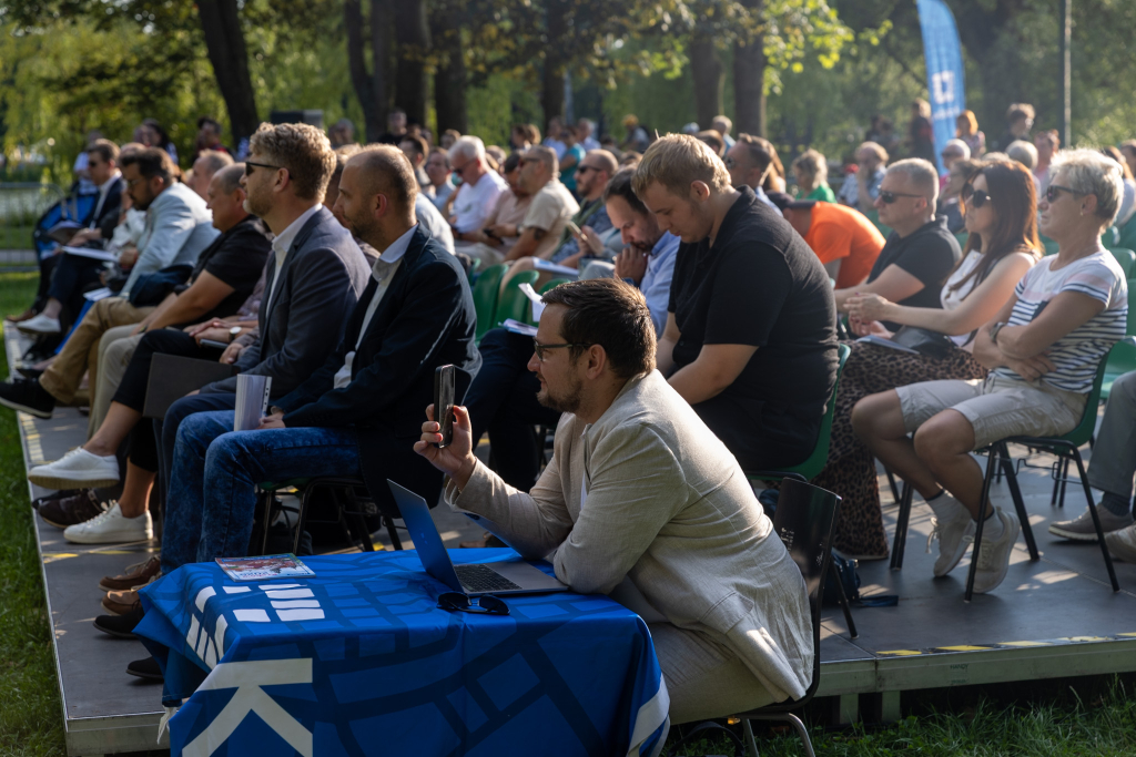 BSK_7833.jpg-Ławka, Miszalski  Autor: B. Świerzowski