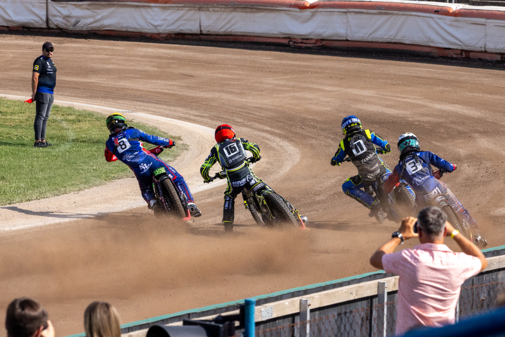 BSK_8160-23.jpg-Speedway, Miszalski, Sęk  Autor: B. Świerzowski