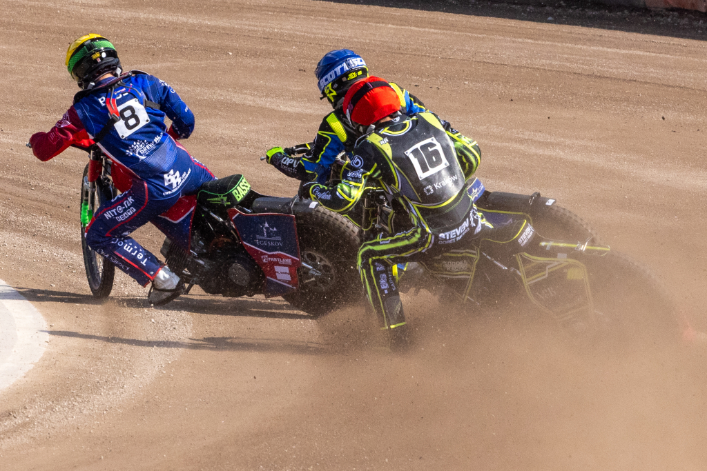 BSK_8162-24.jpg-Speedway, Miszalski, Sęk  Autor: B. Świerzowski