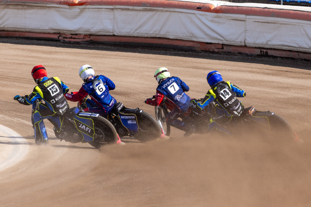 BSK_8260-34.jpg-Speedway, Miszalski, Sęk  Autor: B. Świerzowski
