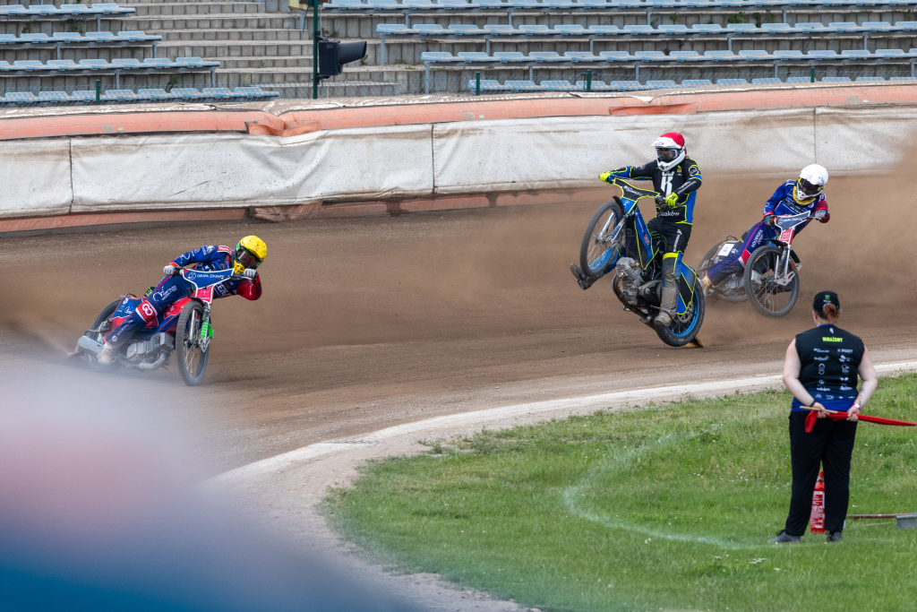 BSK_8830-68.jpg-Speedway, Miszalski, Sęk  Autor: B. Świerzowski