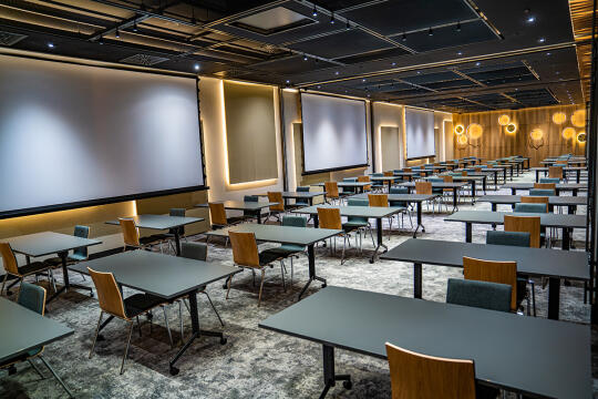 CKF_13 Centrum Konferencyjne Fabryczna