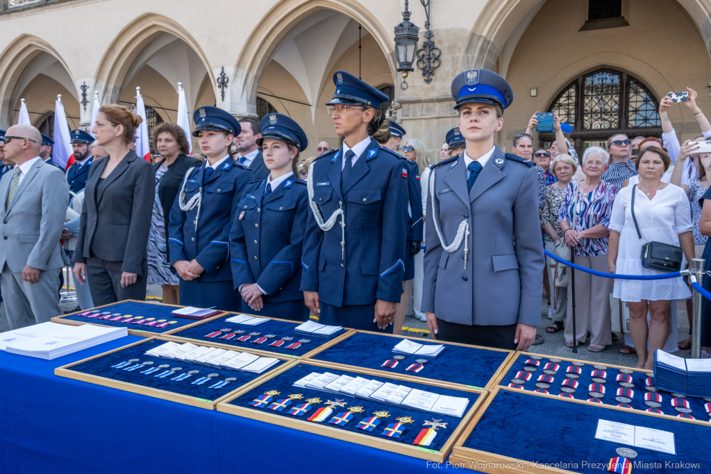 policja, święto, Rynek Główny, Kraków, Miszalski, Honoris Gratia, 2025, Fryczek  Autor: P. Wojnarowski