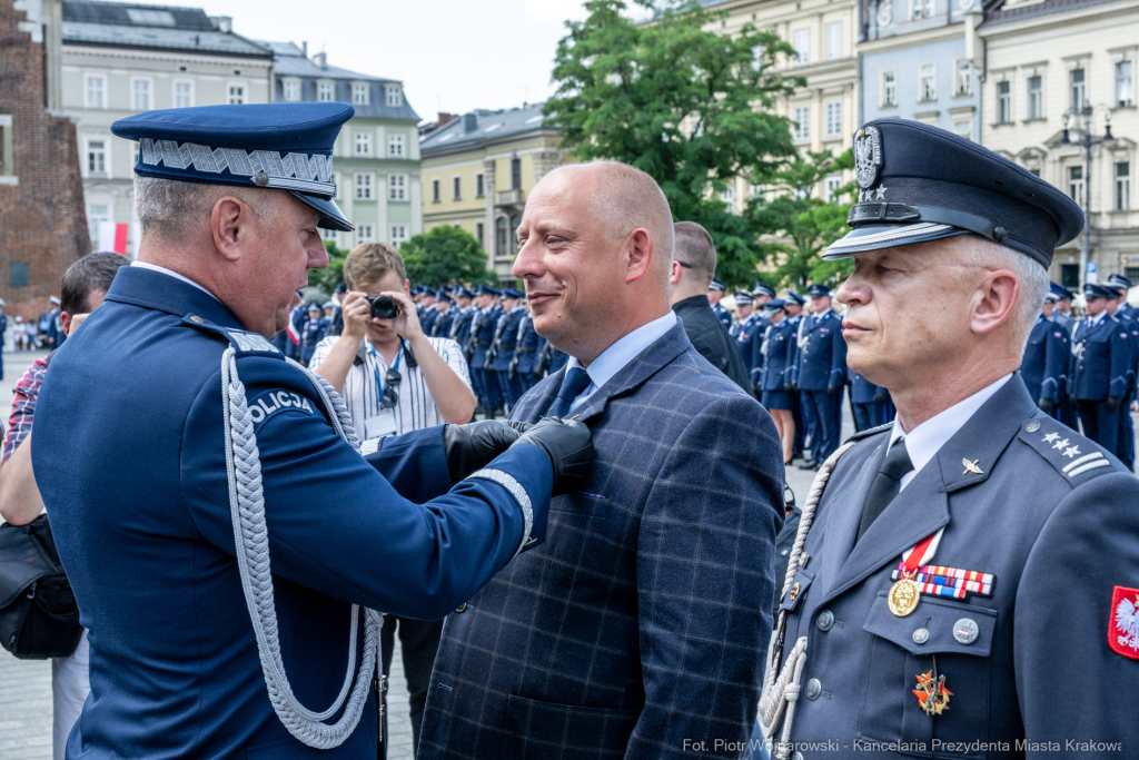 policja, święto, Rynek Główny, Kraków, Miszalski, Honoris Gratia, 2025, Fryczek  Autor: P. Wojnarowski