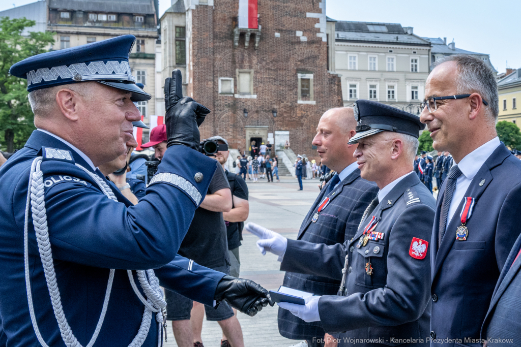 policja, święto, Rynek Główny, Kraków, Miszalski, Honoris Gratia, 2025, Fryczek  Autor: P. Wojnarowski