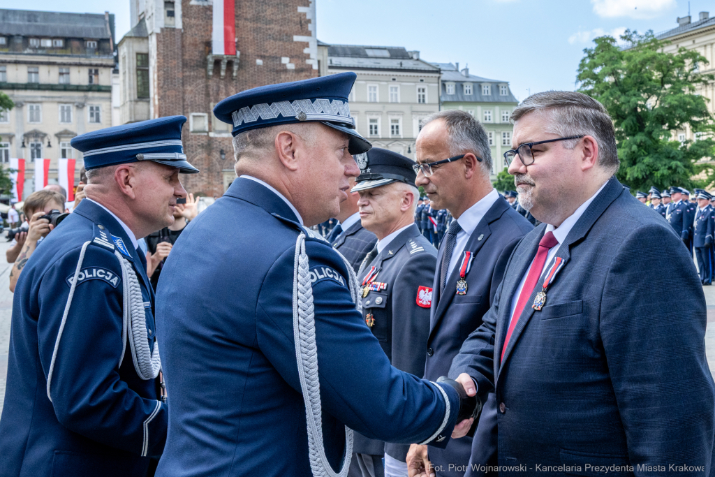 policja, święto, Rynek Główny, Kraków, Miszalski, Honoris Gratia, 2025, Fryczek  Autor: P. Wojnarowski