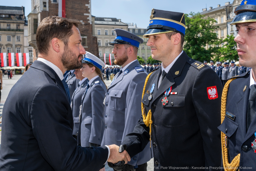policja, święto, Rynek Główny, Kraków, Miszalski, Honoris Gratia, 2025, Fryczek  Autor: P. Wojnarowski
