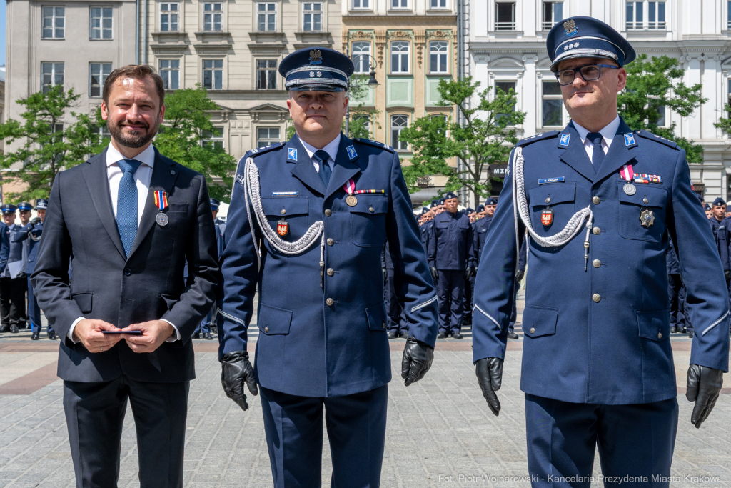 policja, święto, Rynek Główny, Kraków, Miszalski, Honoris Gratia, 2025, Fryczek  Autor: P. Wojnarowski
