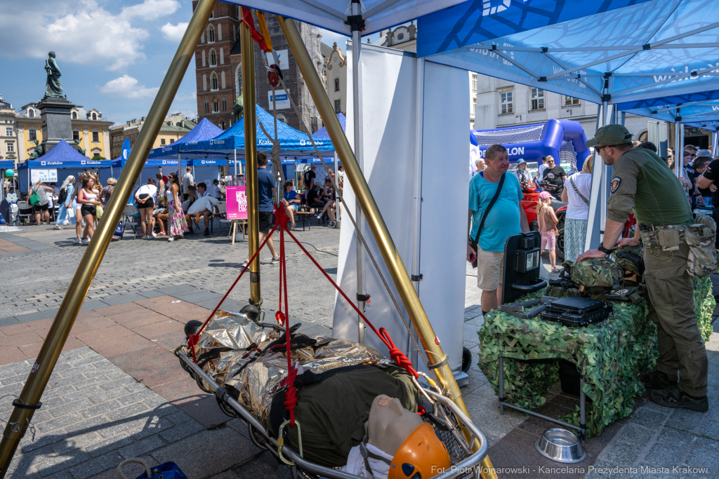 policja, święto, Rynek Główny, Kraków, Miszalski, Honoris Gratia, 2025, Fryczek  Autor: P. Wojnarowski
