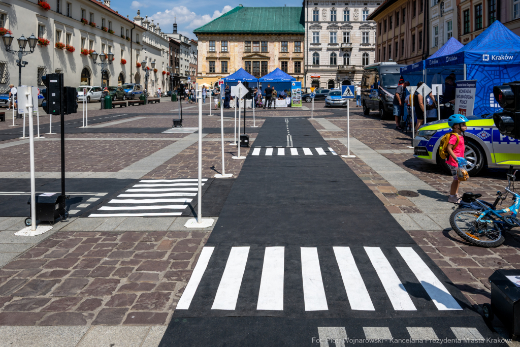 policja, święto, Rynek Główny, Kraków, Miszalski, Honoris Gratia, 2025, Fryczek  Autor: P. Wojnarowski