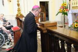 Jubileuszowy Odpust św. Anny w Domu Pomocy Społecznej im. Ludwika i Anny Helclów w Krakowie.