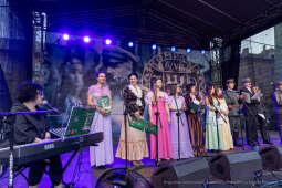 BS-250805-BSK_7157.jpg-Kadrówka, Lekcja Śpiewania