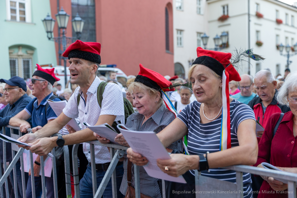 BS-250805-BSK_7187.jpg-Kadrówka, Lekcja Śpiewania  Autor: B. Świerzowski