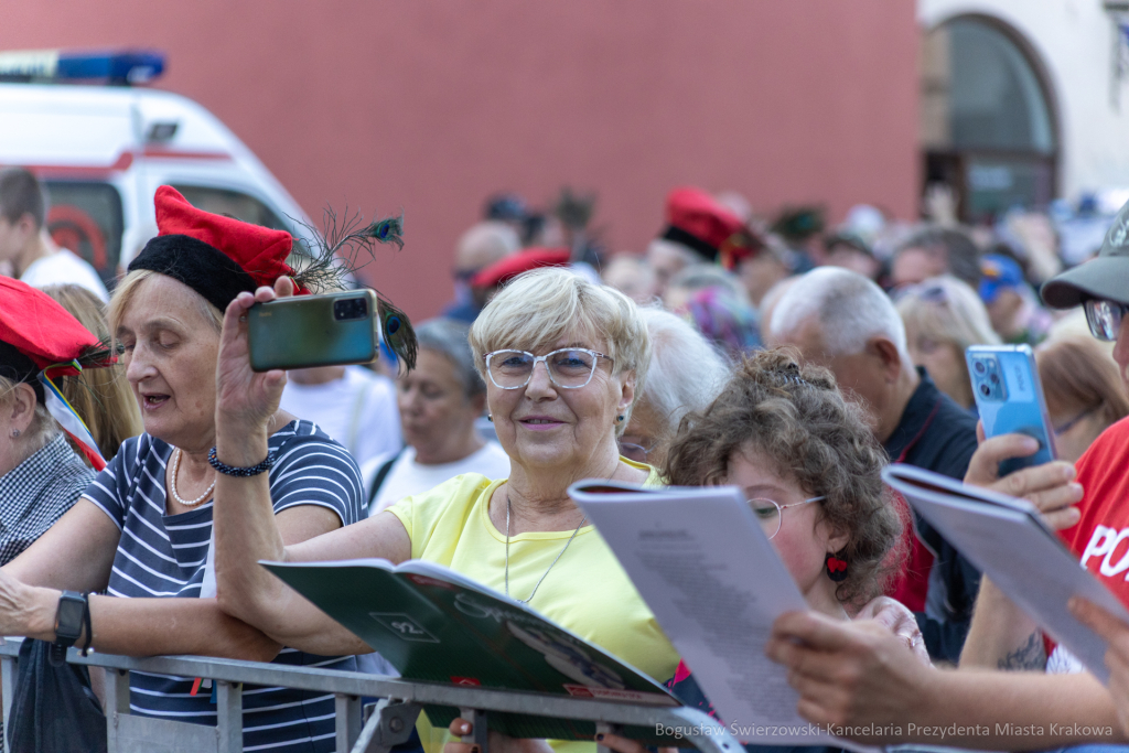 BS-250805-BSK_7289.jpg-Kadrówka, Lekcja Śpiewania  Autor: B. Świerzowski