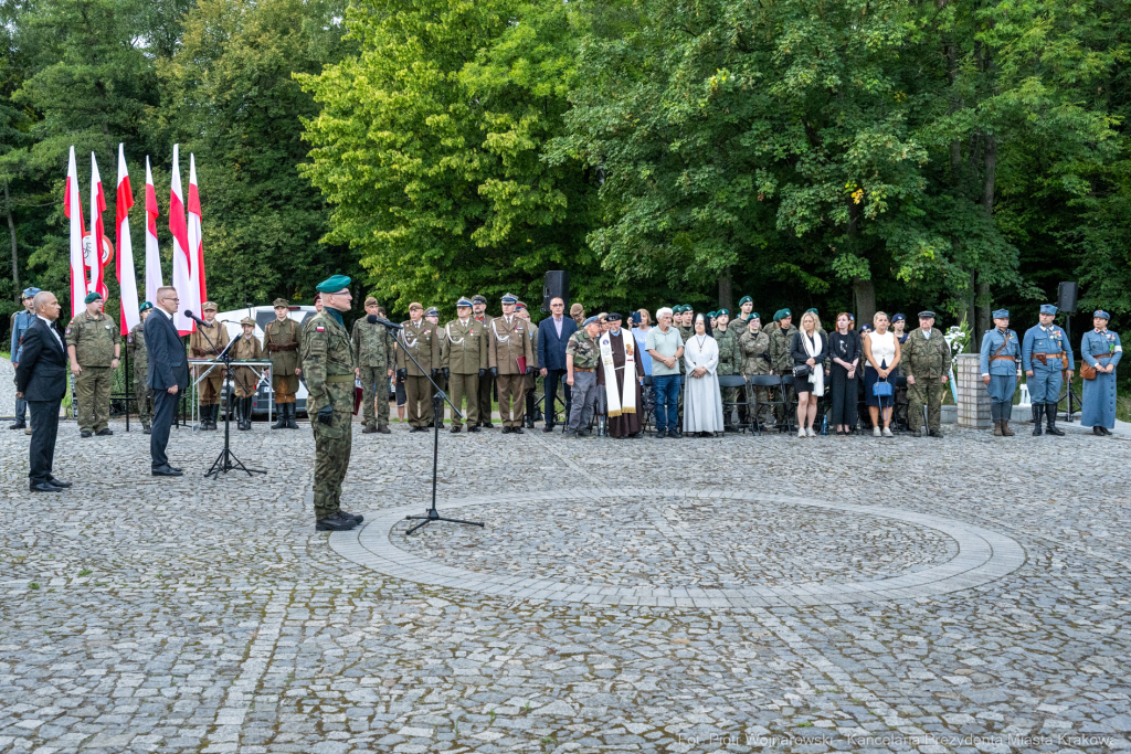 Capstrzyk, Kadrówka, marsz, Pierwsza Kadrowa, Piłsudski, kopiec  Autor: P. Wojnarowski