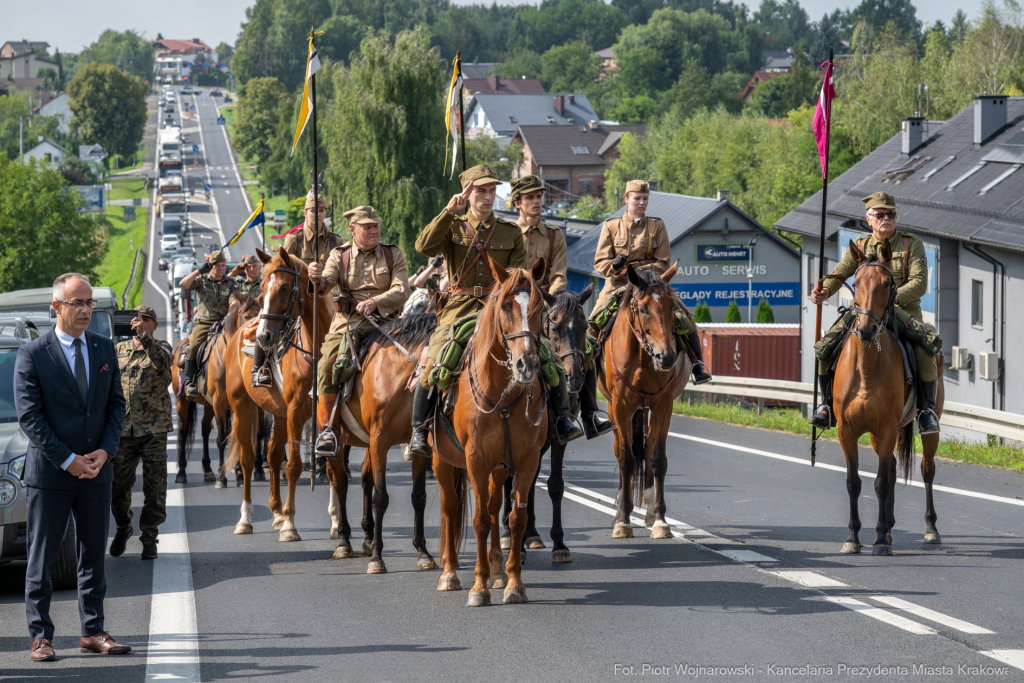 Kadrówka, marsz, Pierwsza Kadrowa, Piłsudski, Michałowice, Fryczek  Autor: P. Wojnarowski
