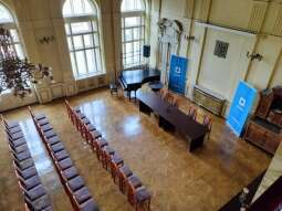 Obraz2.jpg-Sala Obrad im. Franciszka Maryewskiego w Rynku Podgórskim 1