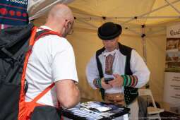 PW_550_003_fot. Piotr Wojnarowski.jpg-targi, sztuka, Kracik, Chamielec, folk, rynek