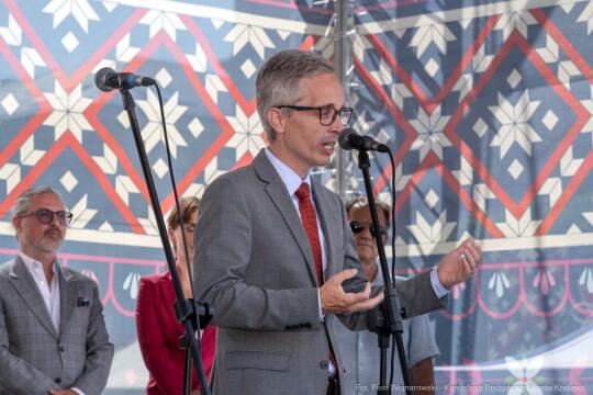 PW_550_014_fot. Piotr Wojnarowski.jpg-targi, sztuka, Kracik, Chamielec, folk, rynek