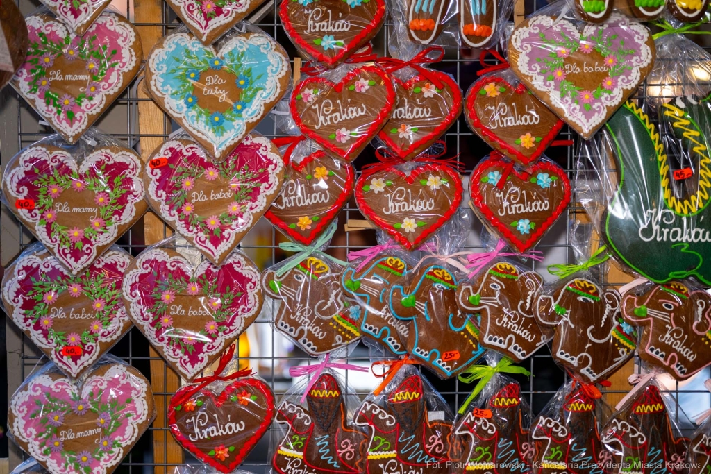 PW_550_035_fot. Piotr Wojnarowski.jpg-targi, sztuka, Kracik, Chamielec, folk, rynek  Autor: P. Wojnarowski