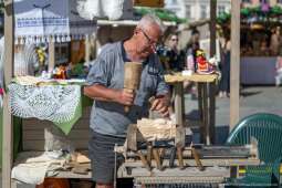 PW_550_043_fot. Piotr Wojnarowski.jpg-targi, sztuka, Kracik, Chamielec, folk, rynek