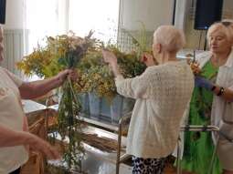 YxR6ioHu.jpg-Duchowe i twórcze przygotowania do Święta Matki Boskiej Zielnej