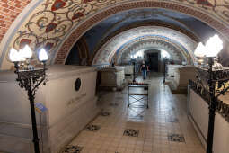 JG_250814_KRK_7676.jpg-Noc Cracovia Sacra 2025: Korony, infuły i królewskie artefakty