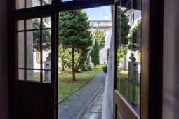 JG_250814_KRK_7739.jpg-Noc Cracovia Sacra 2025: Korony, infuły i królewskie artefakty