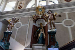 JG_250814_KRK_7755.jpg-Noc Cracovia Sacra 2025: Korony, infuły i królewskie artefakty