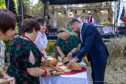 BS-250815-BSK_0132.jpg-Dożynki, Pleszów, Miszalski, Drabik