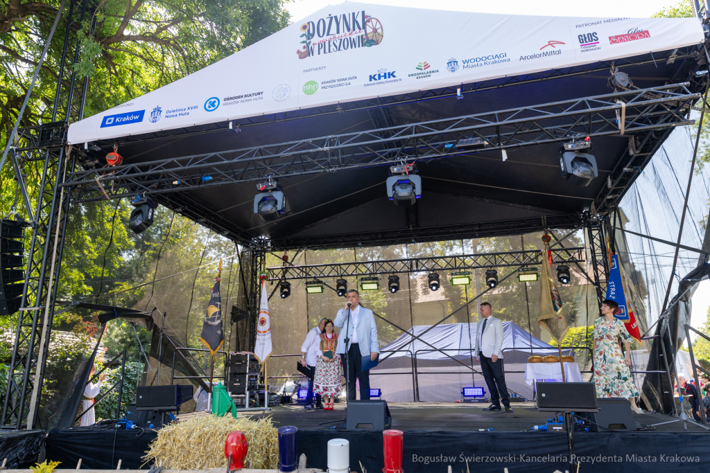 BS-250815-BSK_9803.jpg-Dożynki, Pleszów, Miszalski, Drabik  Autor: B. Świerzowski