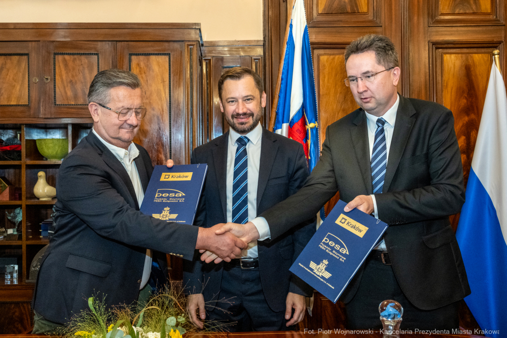 tramwaj, dwukierunkowy, umowa, PESA, MPK, Miszalski, Zdziarski, Świerczyński  Autor: P. Wojnarowski