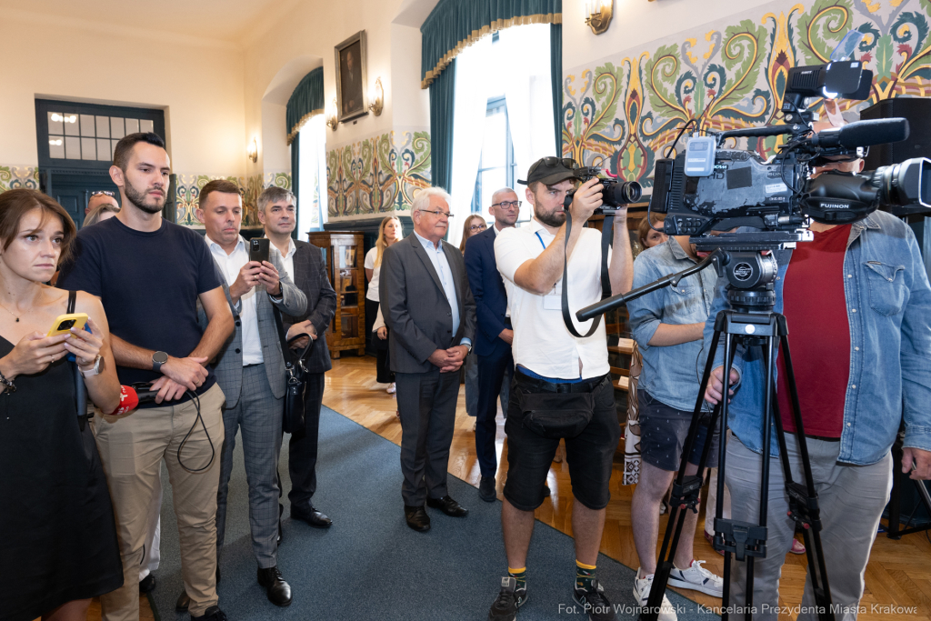 tramwaj, dwukierunkowy, umowa, PESA, MPK, Miszalski, Zdziarski, Świerczyński  Autor: P. Wojnarowski