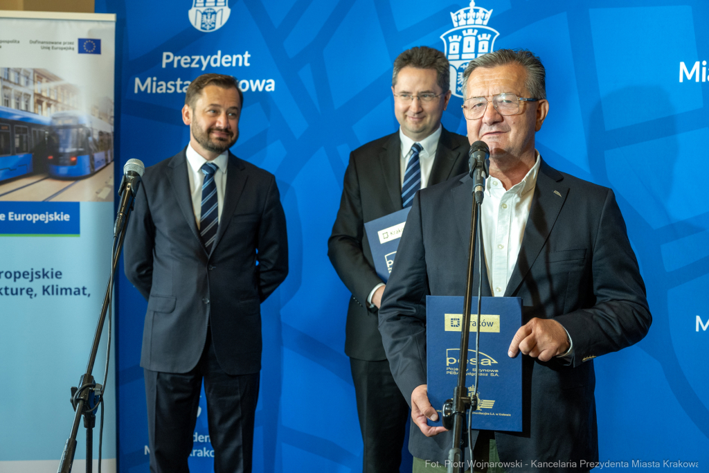 tramwaj, dwukierunkowy, umowa, PESA, MPK, Miszalski, Zdziarski, Świerczyński  Autor: P. Wojnarowski