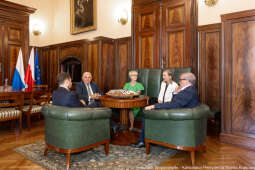 PW_553_002_fot. Piotr Wojnarowski.jpg-Miszalski, dyplomaci, spotkanie, Krakowski Klub Konsularny